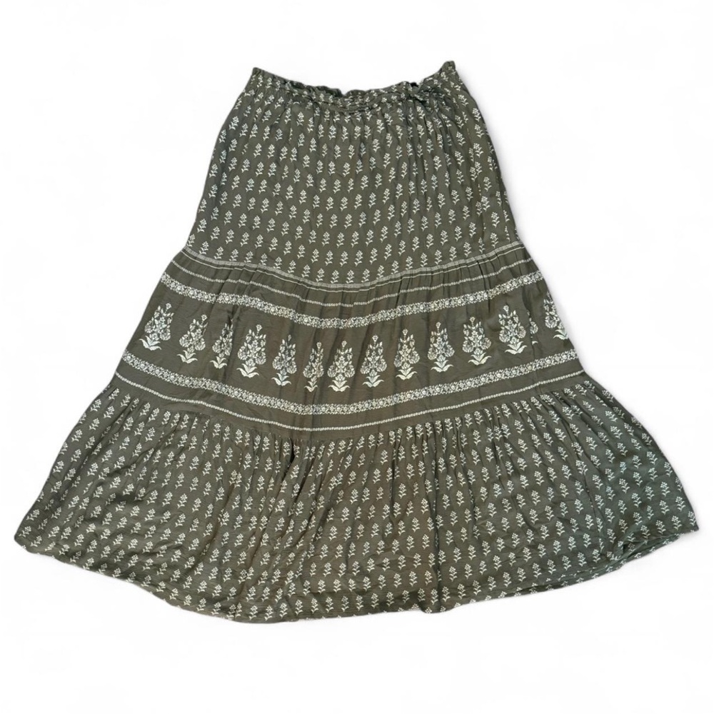 Wonderly Olive Patterned Midi Skirt